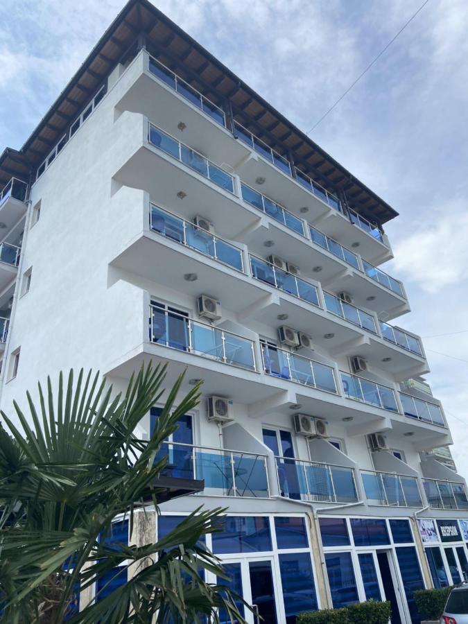 Center Park Hotel Velipoje Exterior photo
